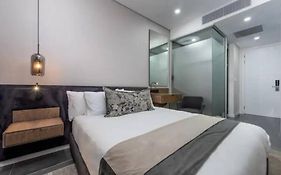 11Th Floor Lux Queen Room With Great Balcony View